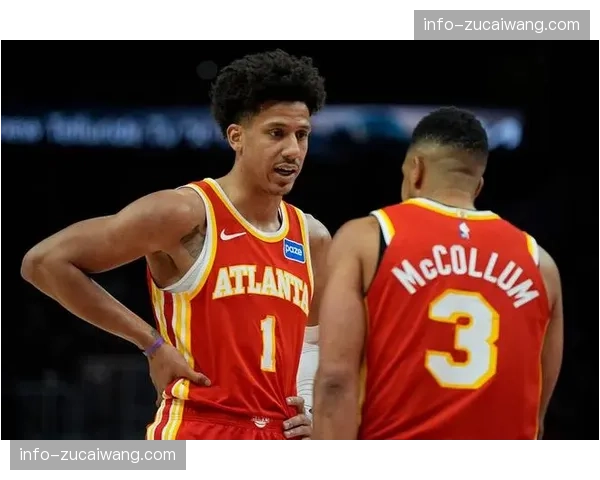 老鹰麦科勒姆亚历山大沃克搭档后场 约翰逊奥孔古组成前场